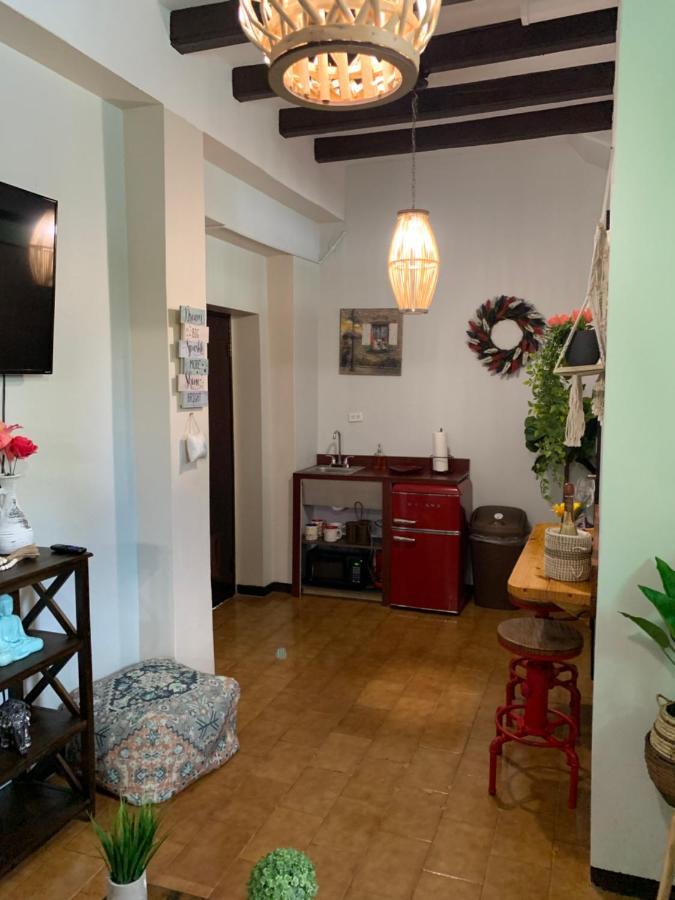 The & Vintage At Casa Of Essence In Heart Of Old *